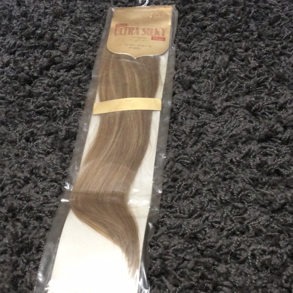 NWT Zury Tangle free 18” human hair extensions